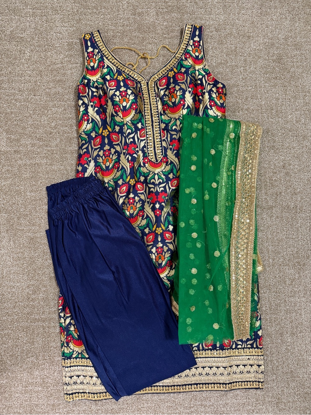 Embroidered Floral Sleeveless Churidaar in Multi-Color 3 Piece Set